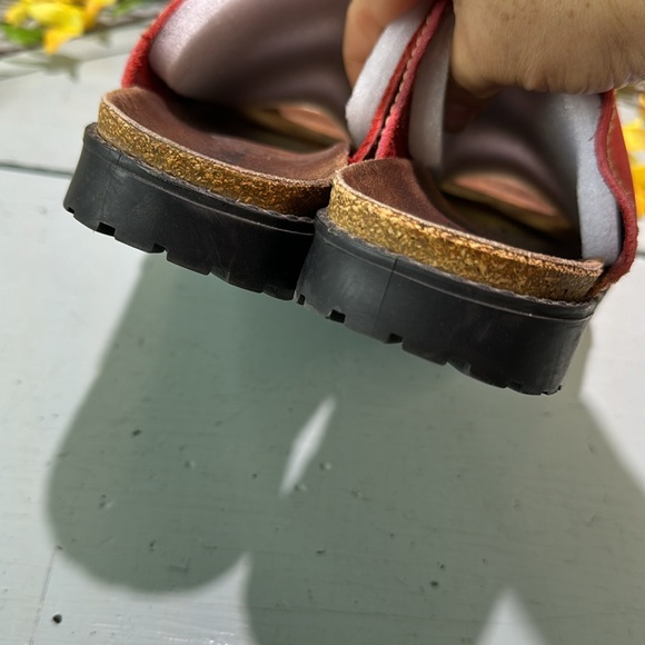 Eddie Bauer Leather Sandal - Picture 7 of 8